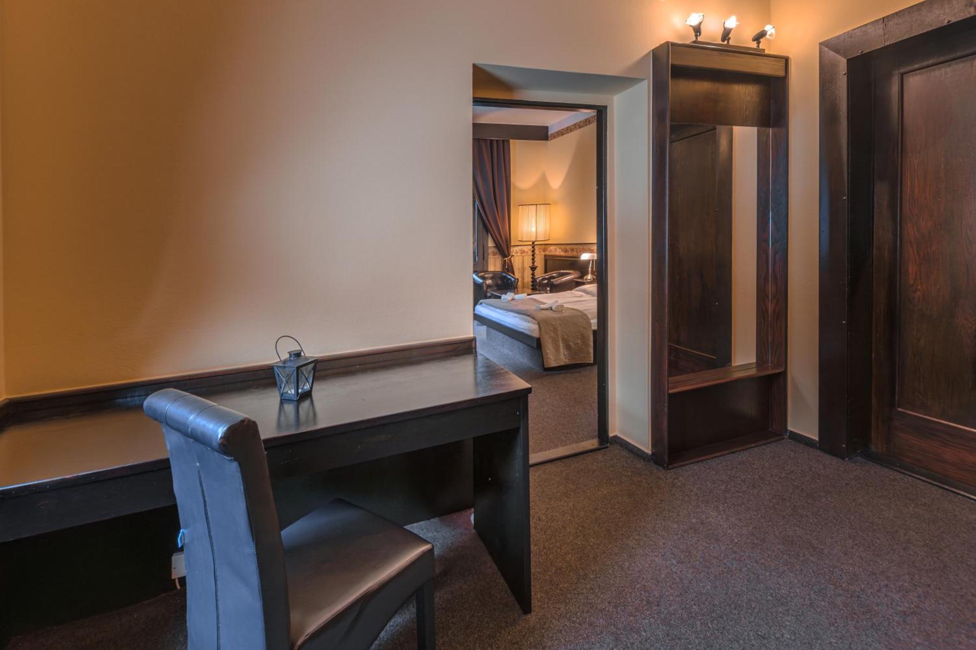 Hotel Lovecky Zamecek Orion Liberec Luaran gambar