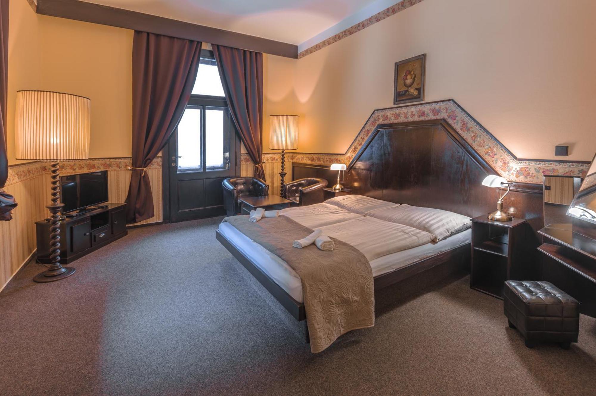 Hotel Lovecky Zamecek Orion Liberec Luaran gambar