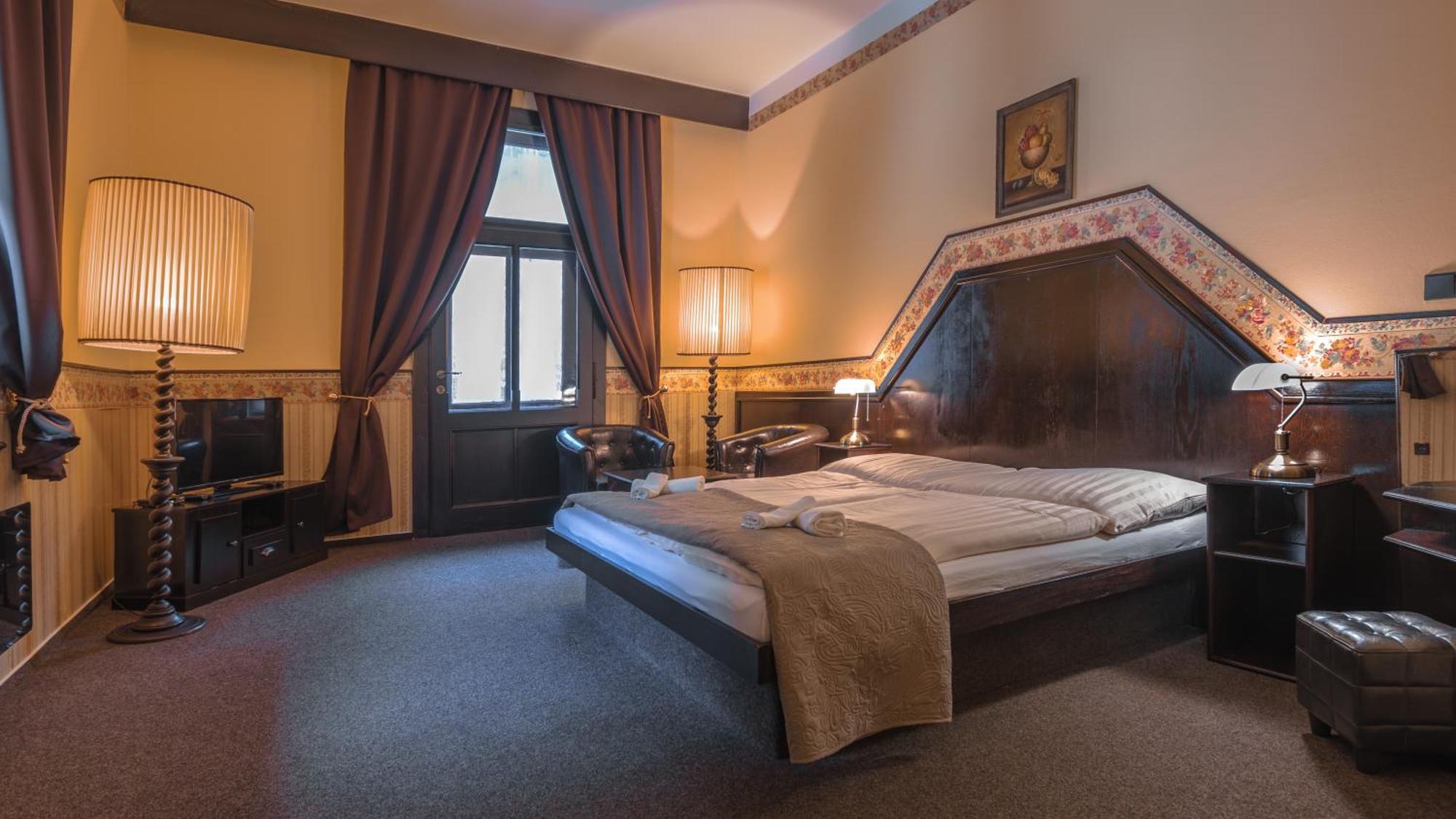 Hotel Lovecky Zamecek Orion Liberec Luaran gambar