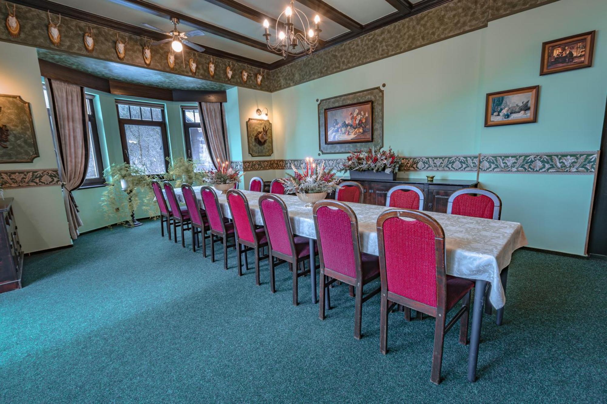 Hotel Lovecky Zamecek Orion Liberec Luaran gambar