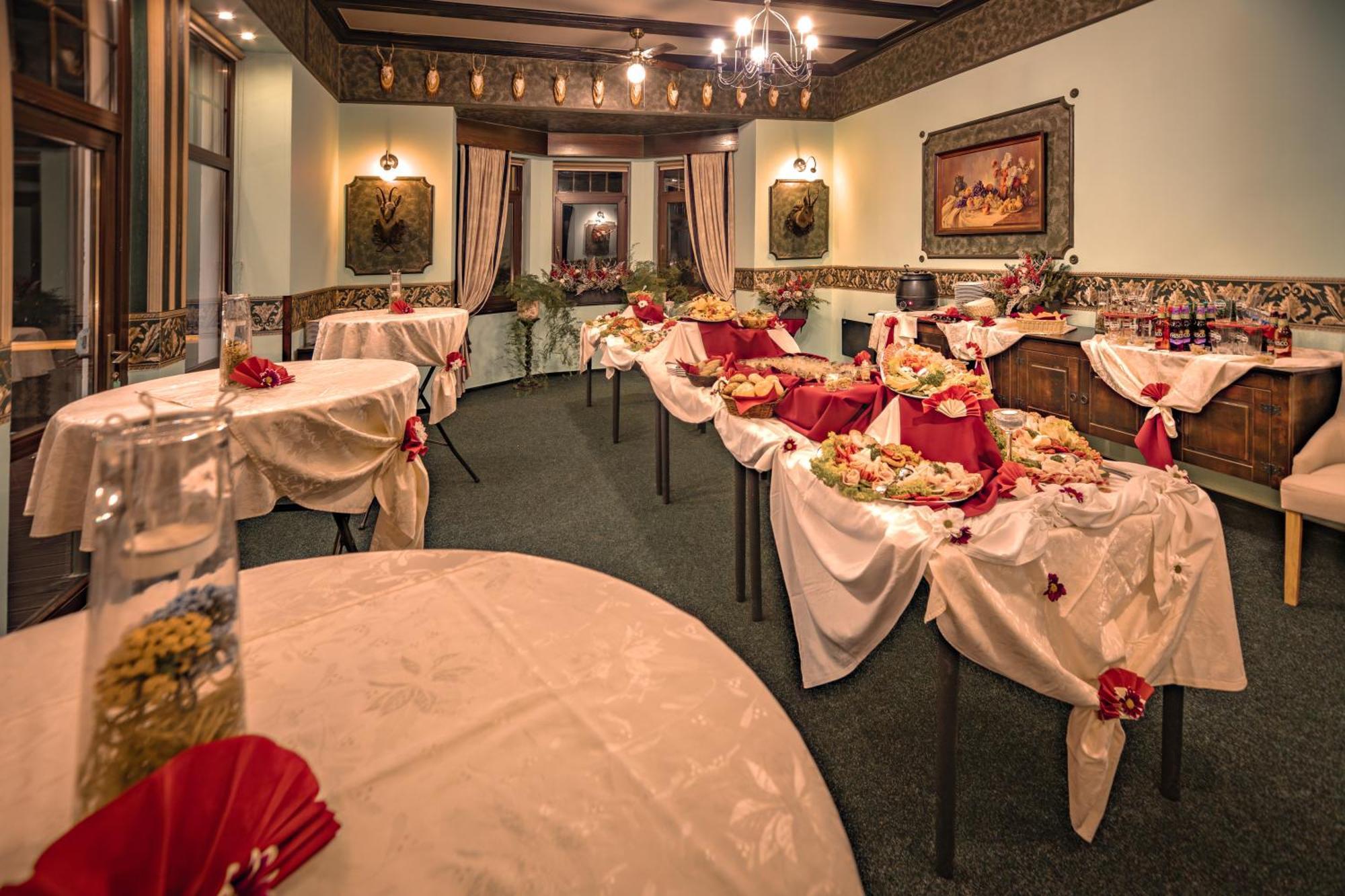 Hotel Lovecky Zamecek Orion Liberec Luaran gambar